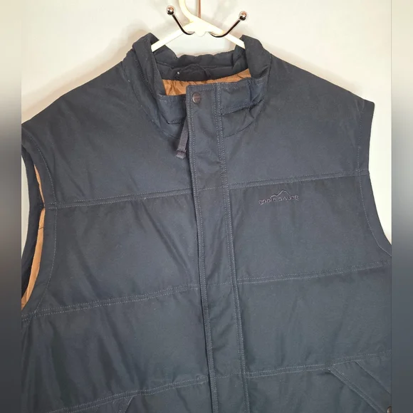 Eddie Bauer Dark Blue Quilted Vest - Picture 2 of 10